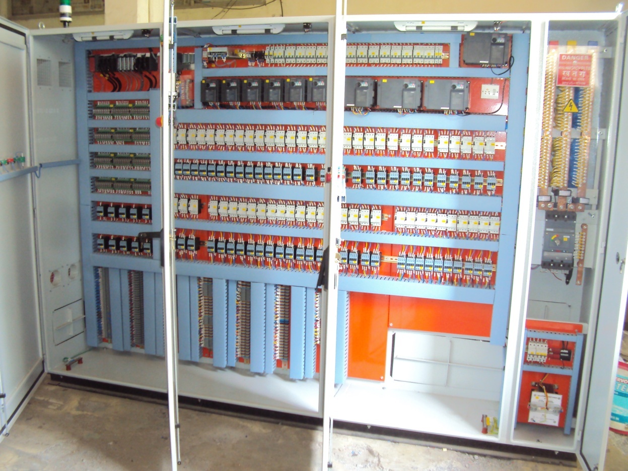 Fire hydrant and fire pump control panel